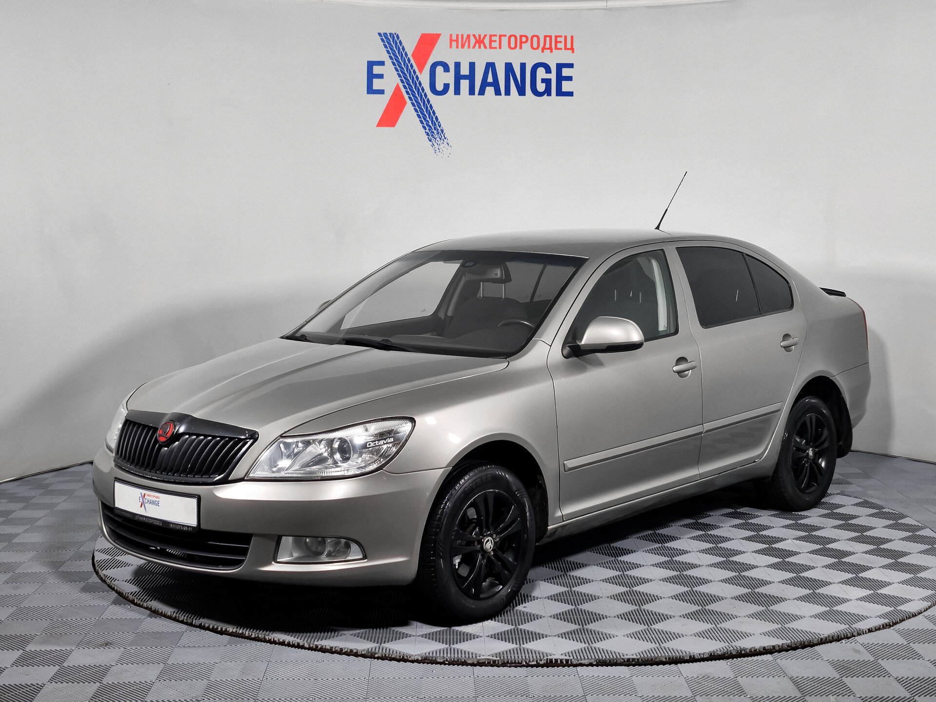 Skoda Octavia 1.6 MT (102 л.с.), 2010