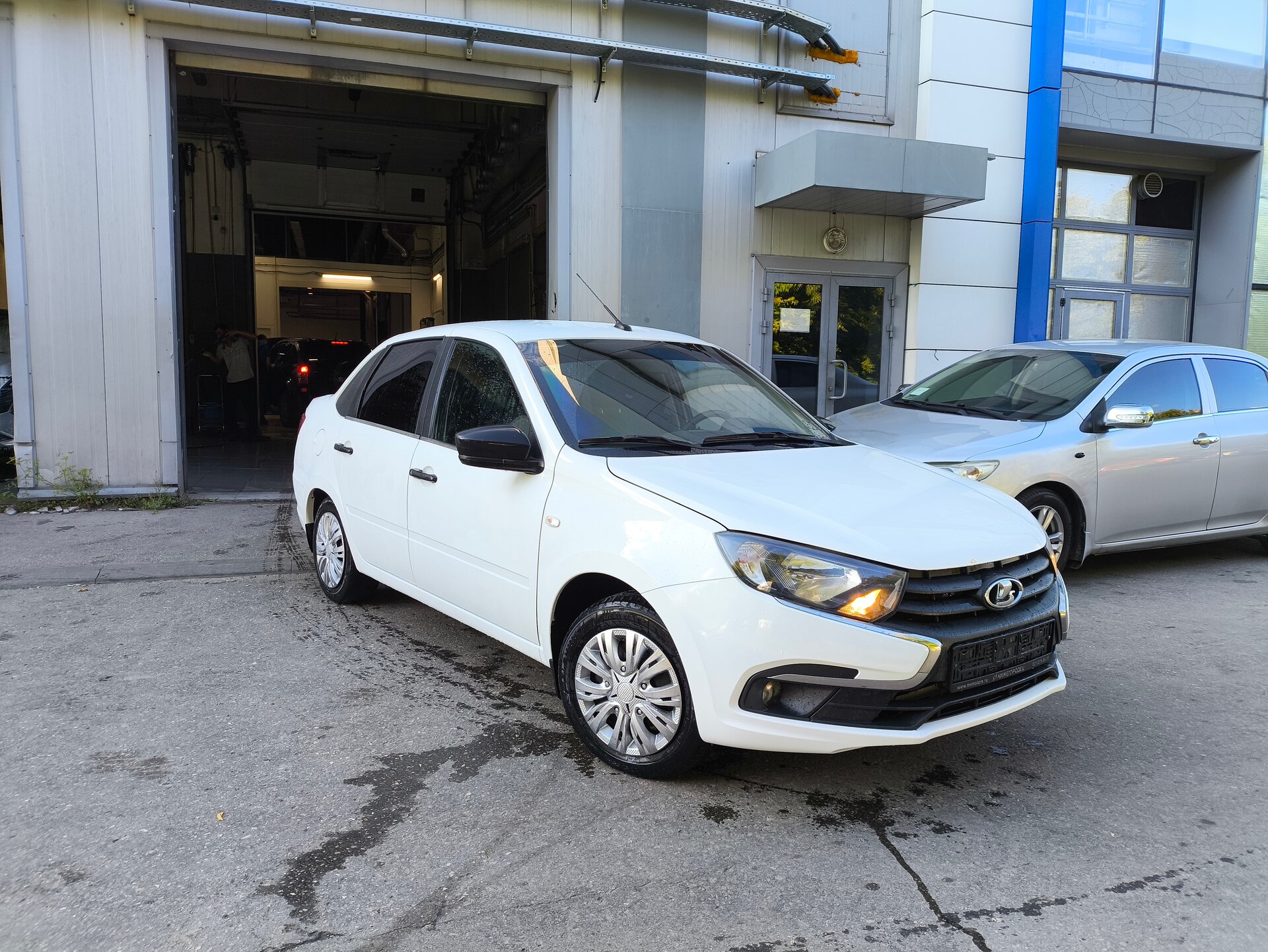Lada (Ваз) Granta 1.6 MT (87 л.с.), 2021