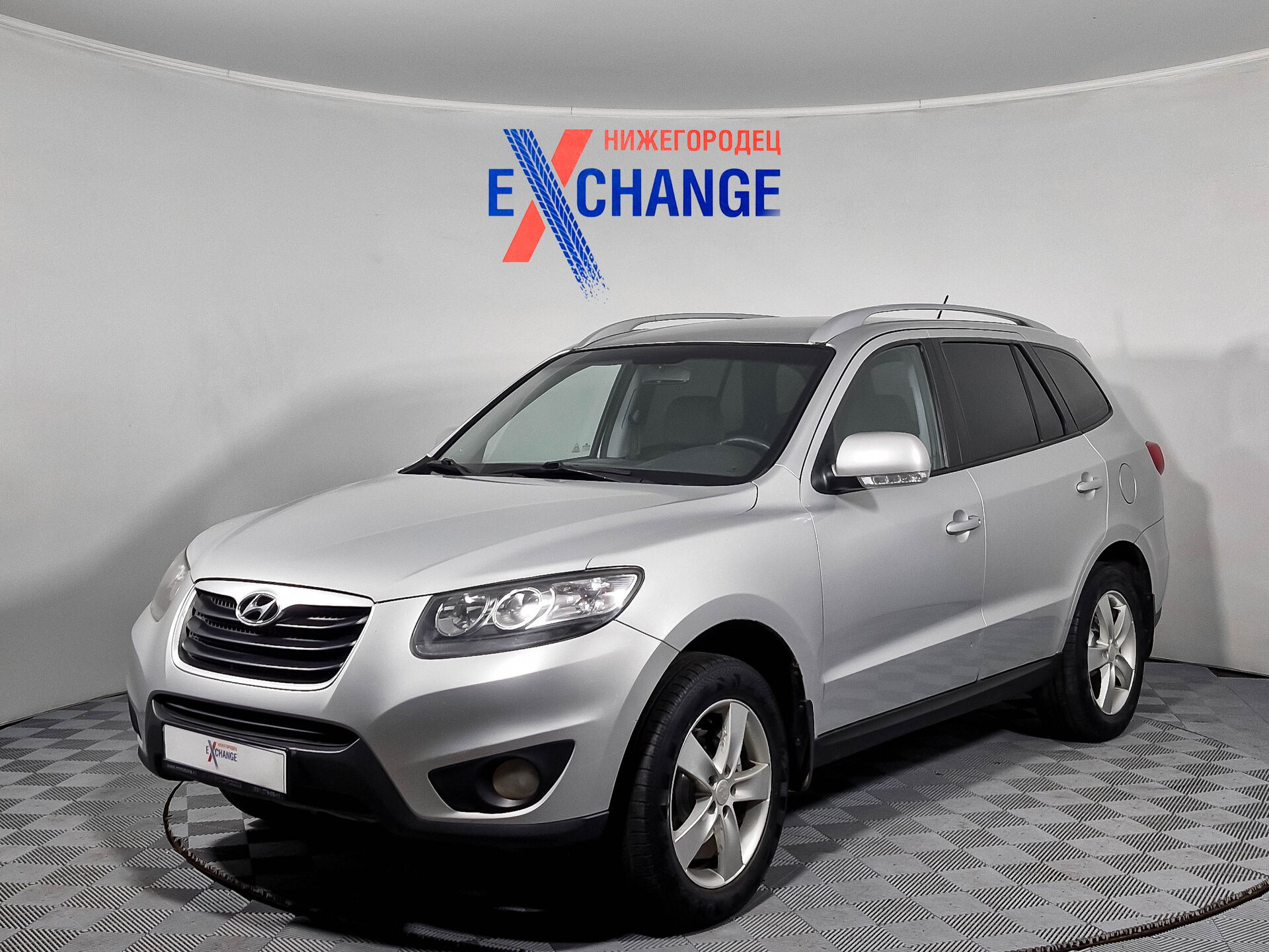 Hyundai Santa Fe 2.4 AT (174 л.с.) 4WD, 2011 — купить в Нижнем Новгороде