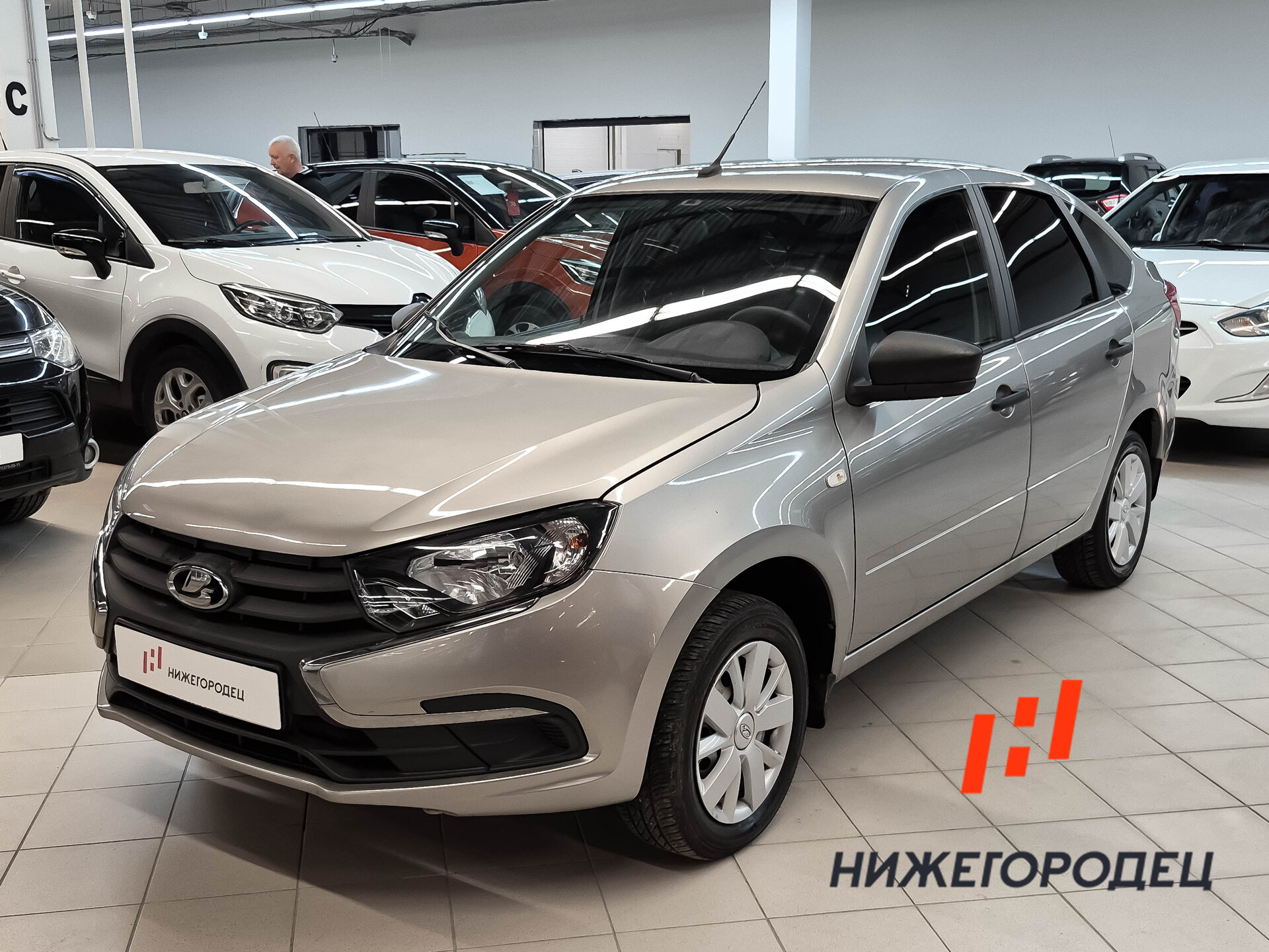 Lada (Ваз) Granta 1.6 MT (90 л.с.), 2021