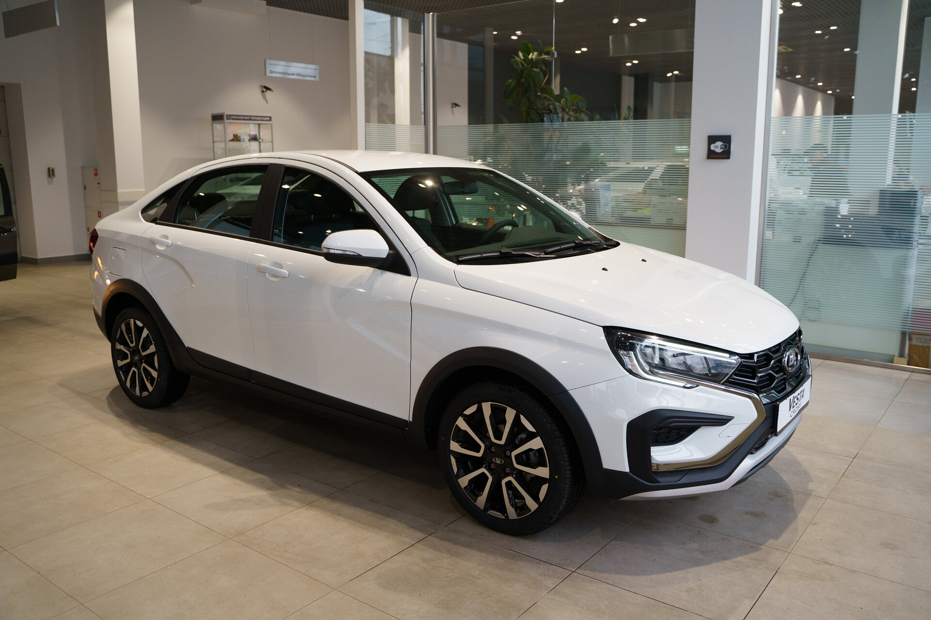 Lada (Ваз) Vesta Cross 1.6 MT (106 л.с.), 2026