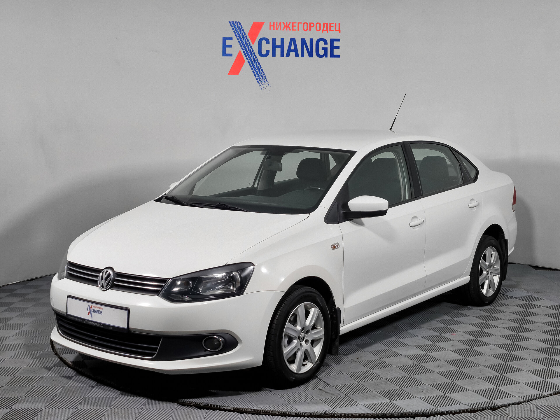 Volkswagen Polo 1.6 AT (105 л.с.), 2012 — купить в Нижнем Новгороде