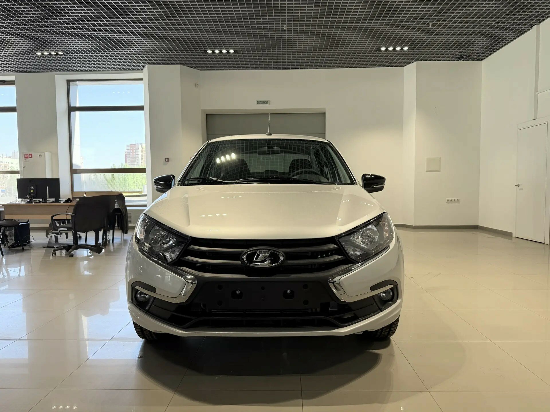 Lada (Ваз) Granta 1.6 MT (106 л.с.), 2026