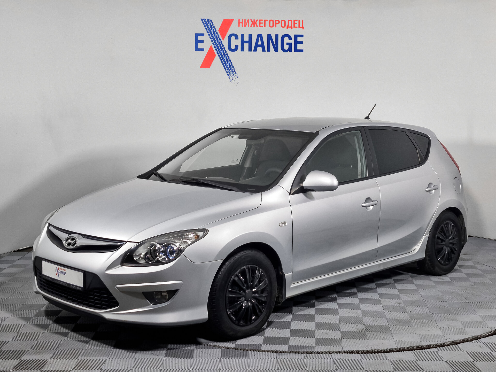 Hyundai i30 1.6 AT (126 л.с.), 2010