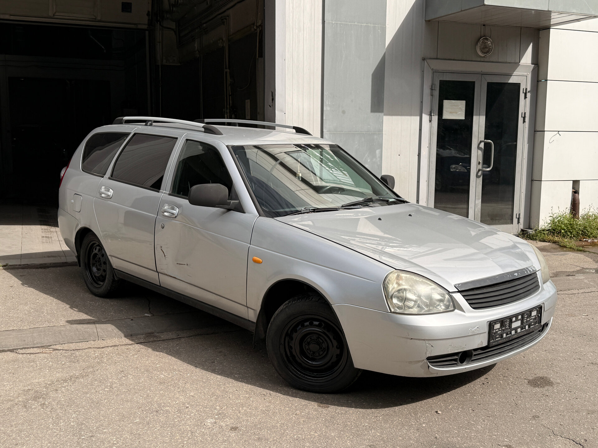 Lada (Ваз) Priora 1.6 MT (98 л.с.), 2010