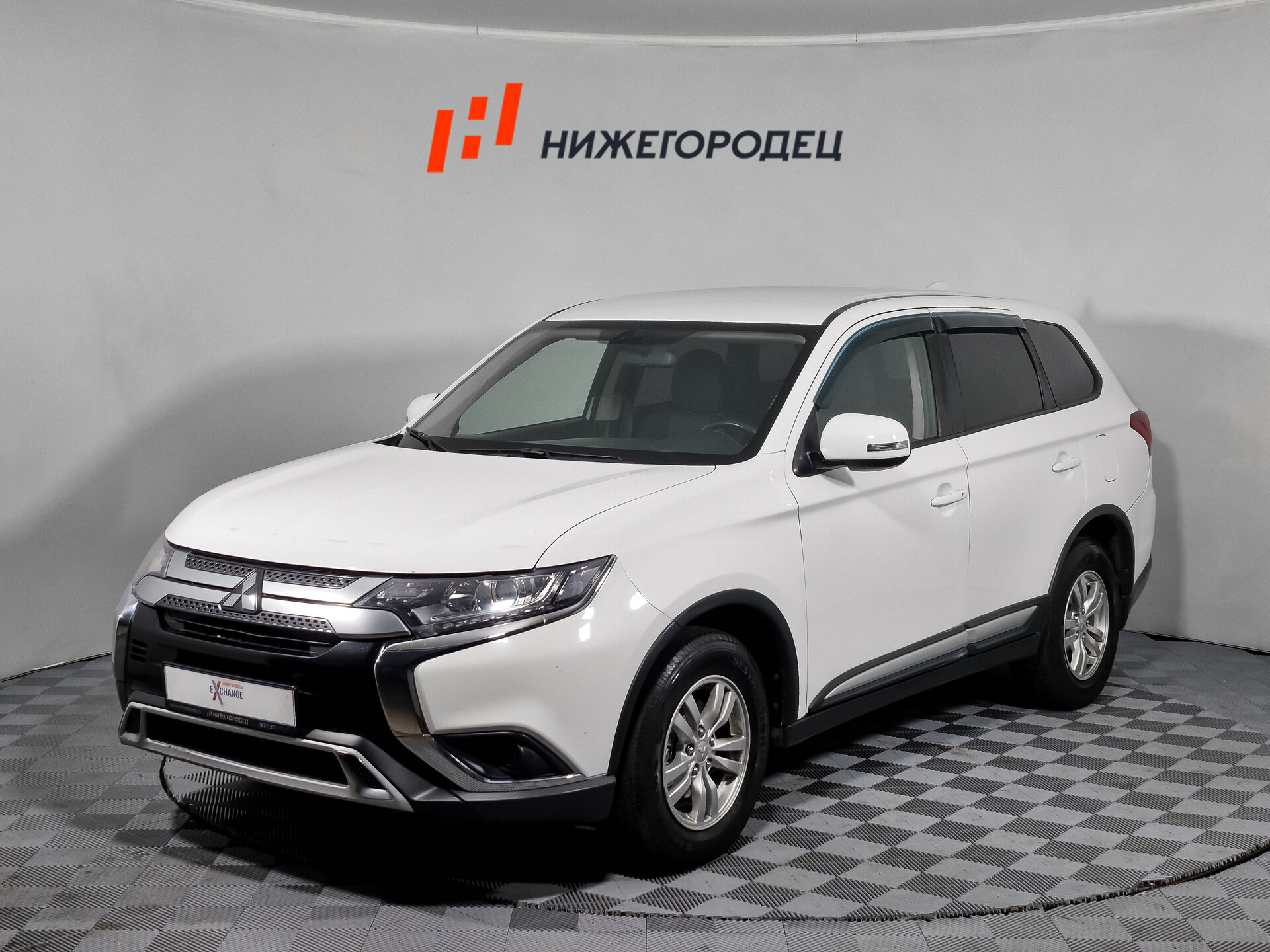 Mitsubishi Outlander 2.0 CVT (146 л.с.) 4WD, 2019 — купить в Нижнем Новгороде