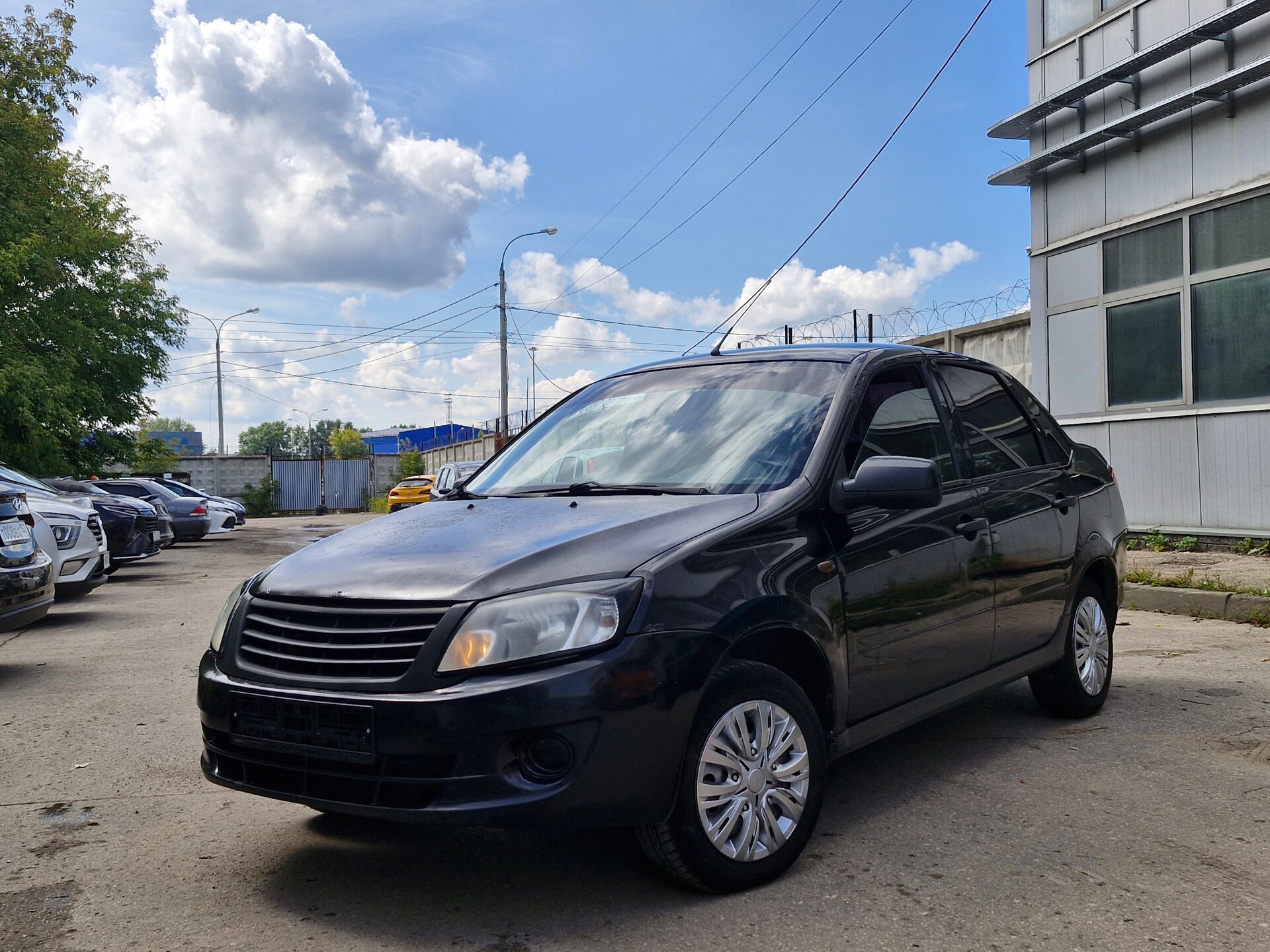 Lada (Ваз) Granta 1.6 AT (98 л.с.), 2012