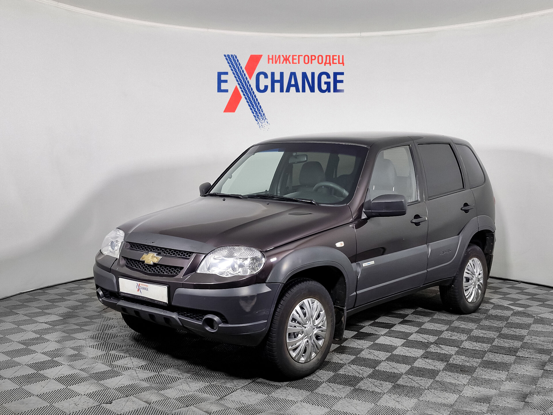 Chevrolet Niva 1.7 MT (80 л.с.) 4WD, 2013
