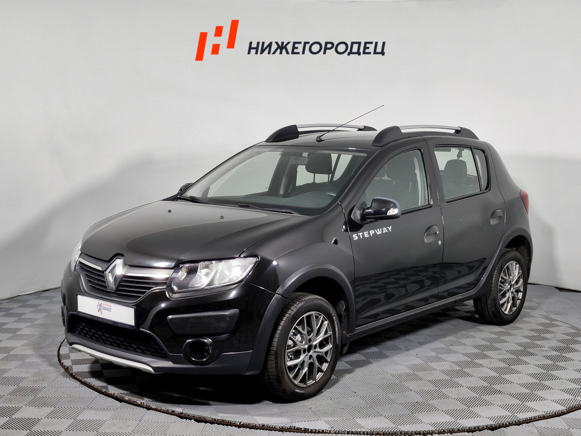 Renault Sandero Stepway 1.6 AT (102 л.с.), 2017 — купить в Нижнем Новгороде