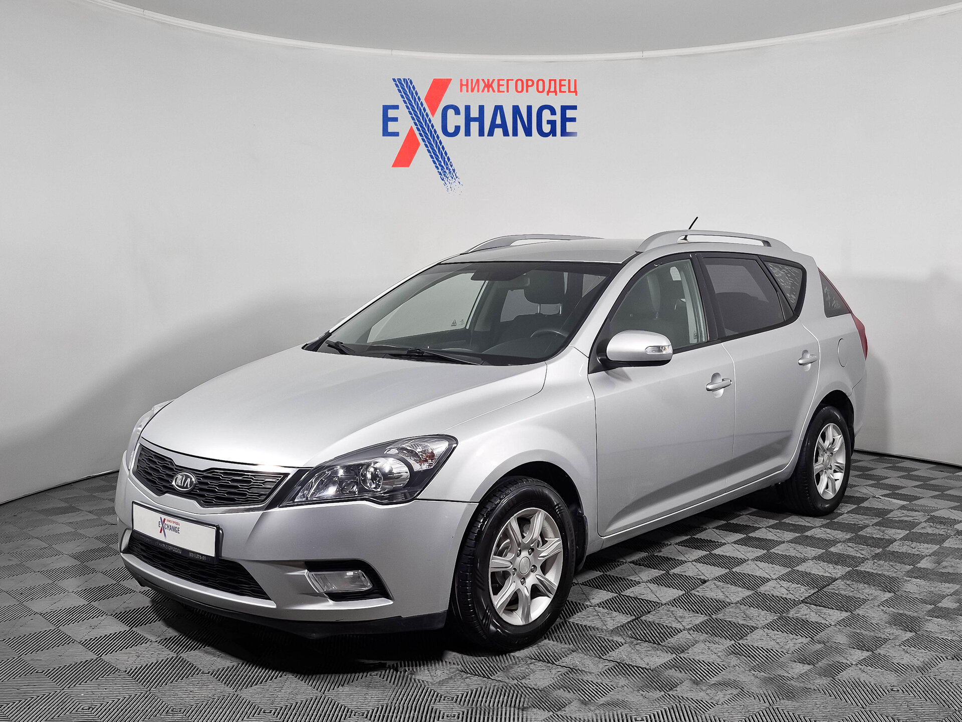 Kia Ceed 1.6 MT (122 л.с.), 2010