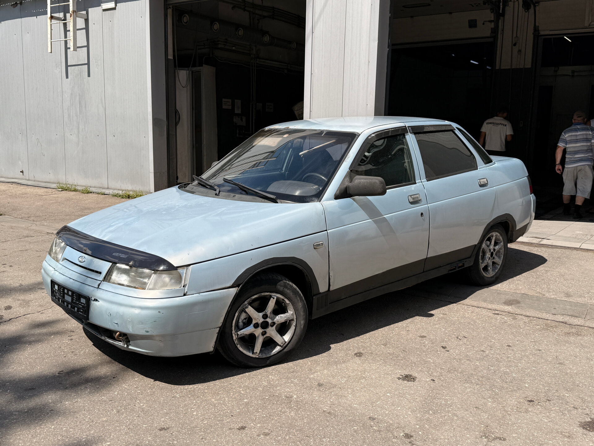 Lada (Ваз) 2110 1.5 MT (90 л.с.), 2004
