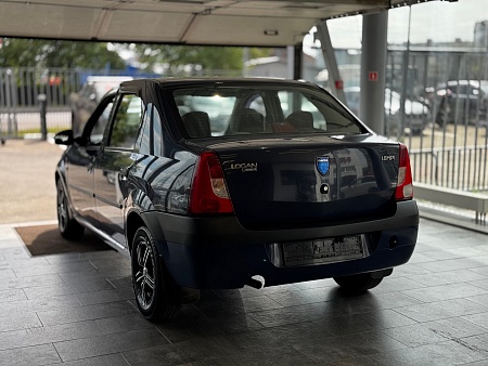Dacia Logan 1.6 MT (87 л.с.), 2008