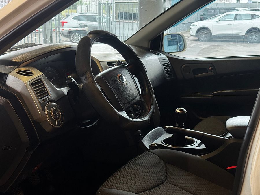Ssangyong Kyron 2.3 MT (150 л.с.) 4WD, 2013 Ssangyong Kyron 2.3 MT (150 л.с.) 4WD, 2013
