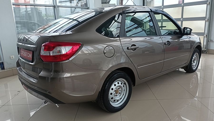 Lada (Ваз) Granta 1.6 MT (90 л.с.), 2024
