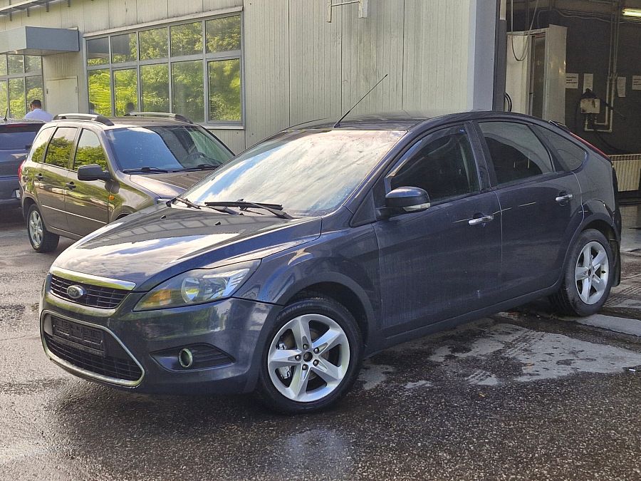 Ford Focus 1.6 MT (100 л.с.), 2011 Ford Focus 1.6 MT (100 л.с.), 2011