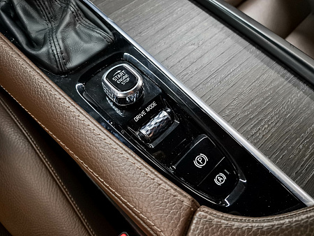 Volvo V90 Cross Country 2.0 AT (249 л.с.) 4WD, 2021 — купить в Нижнем Новгороде