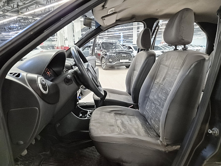 Renault Logan 1.4 MT (75 л.с.), 2011 Renault Logan 1.4 MT (75 л.с.), 2011 — купить в Нижнем Новгороде