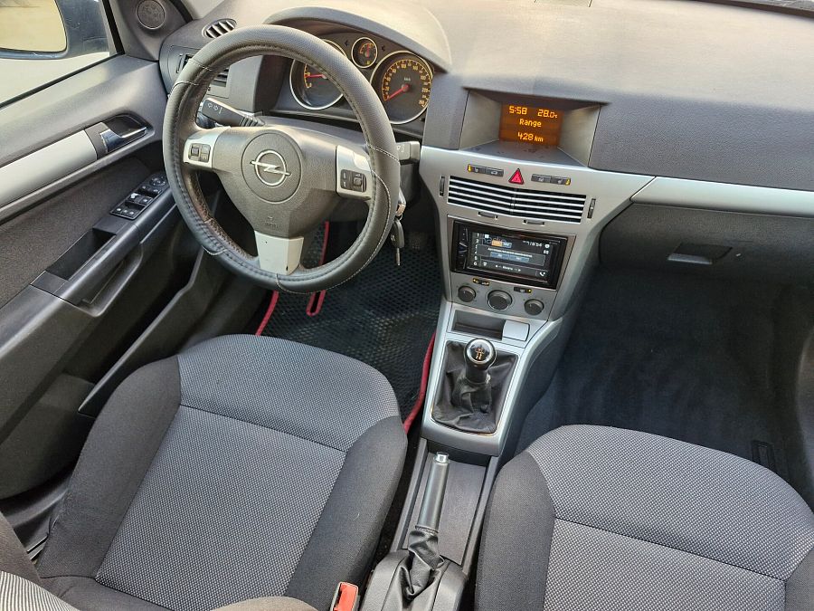Opel Astra 1.6 MT (115 л.с.), 2014 Opel Astra 1.6 MT (115 л.с.), 2014