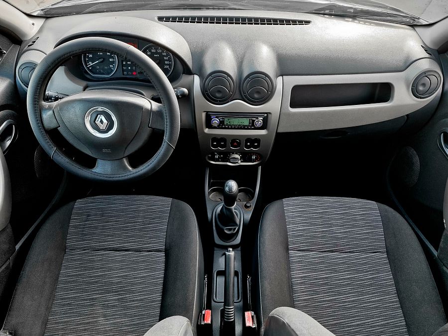 Renault Sandero 1.6 MT (84 л.с.), 2011 Renault Sandero 1.6 MT (84 л.с.), 2011