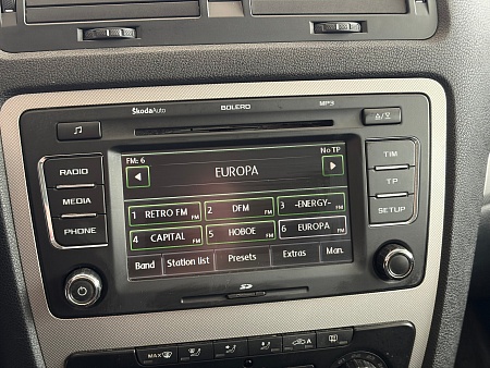 Skoda Octavia 1.6 MT (102 л.с.), 2010