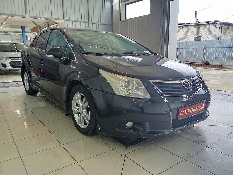 Toyota Avensis 1.8 CVT (147 л.с.), 2010