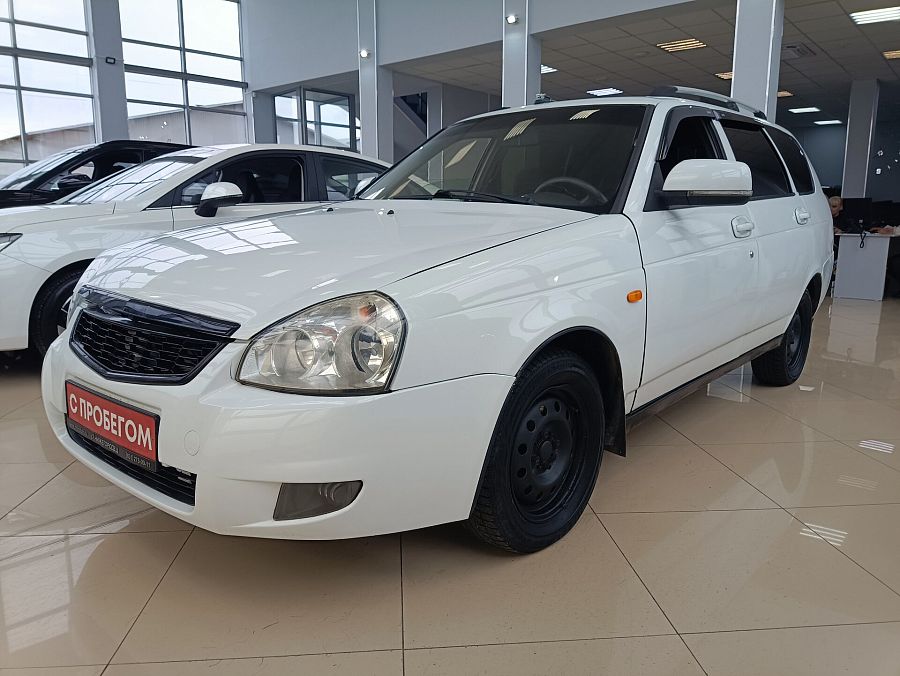 Lada (Ваз) Priora 1.6 MT (98 л.с.), 2010 Lada (Ваз) Priora 1.6 MT (98 л.с.), 2010