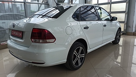 Volkswagen Polo 1.6 MT (90 л.с.), 2019