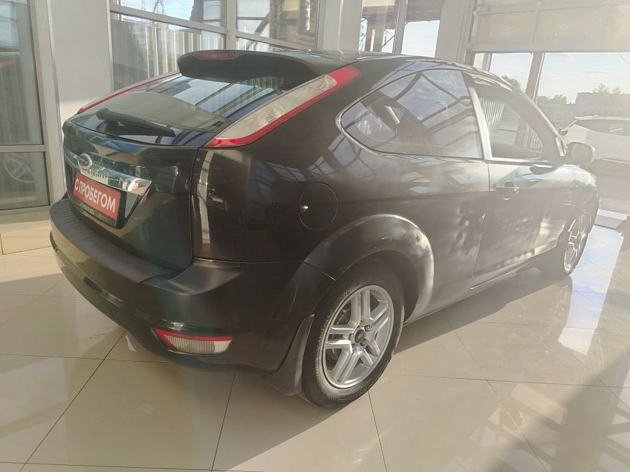 Ford Focus 1.4 MT (80 л.с.), 2009