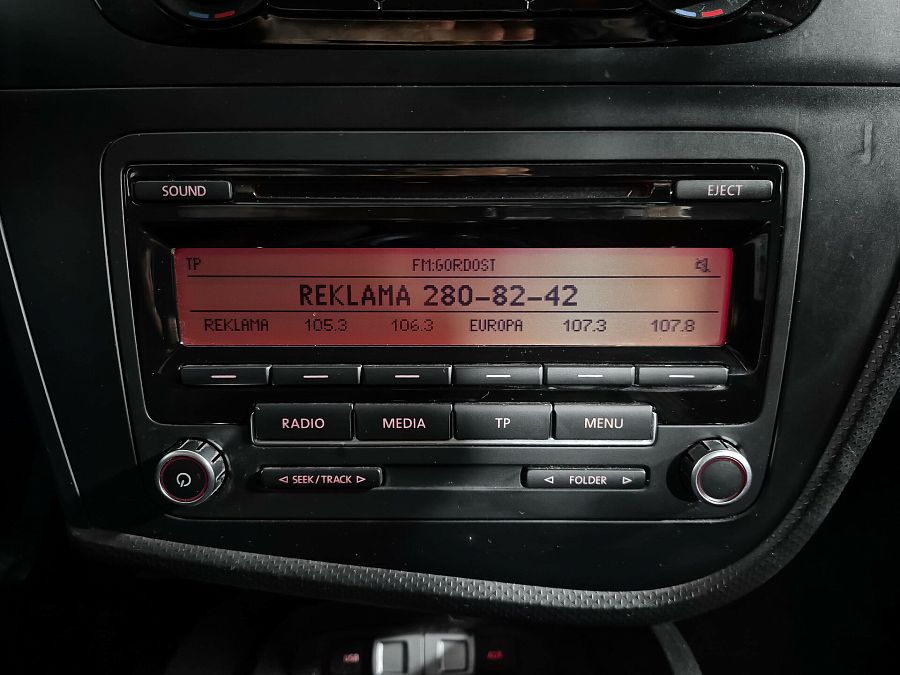 SEAT Leon 1.2 MT (105 л.с.), 2012