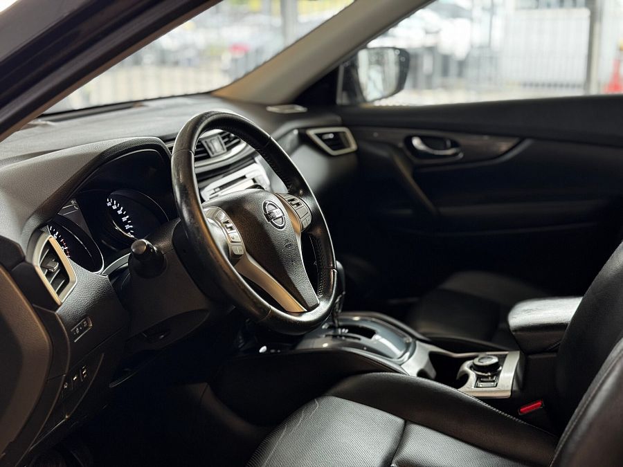 Nissan X-Trail 2.5 CVT (171 л.с.) 4WD, 2016