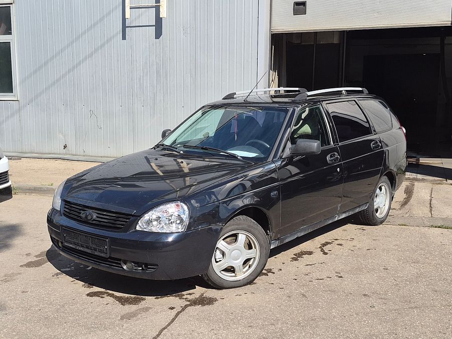 Lada (Ваз) Priora 1.6 MT (98 л.с.), 2012