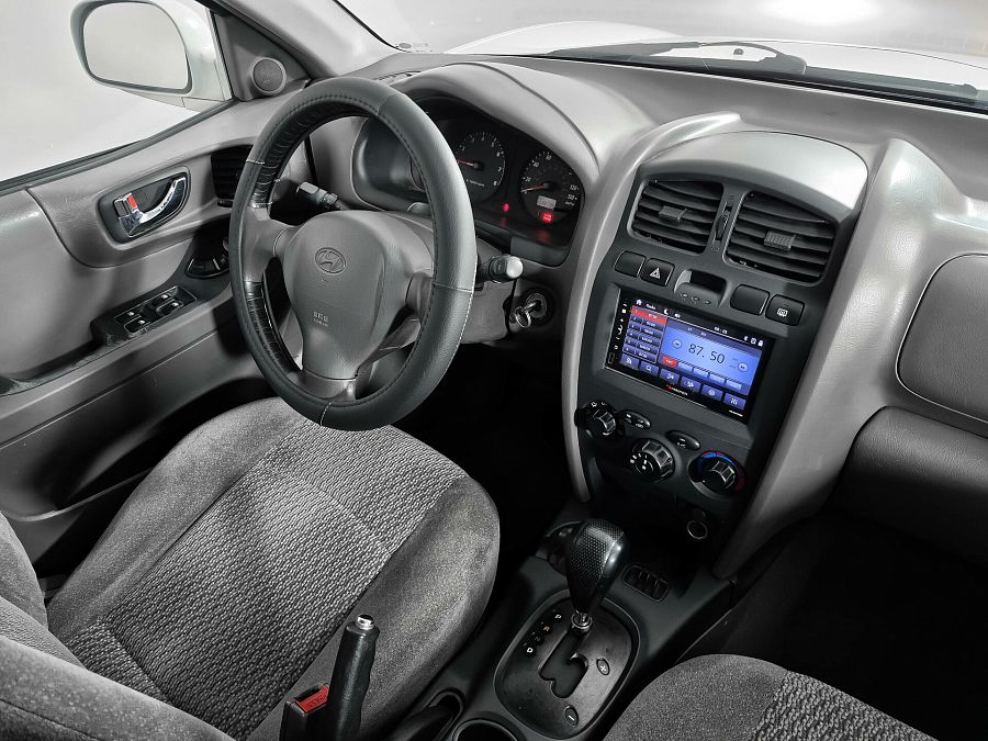 Hyundai Santa Fe 2.4 MT (138 л.с.), 2003