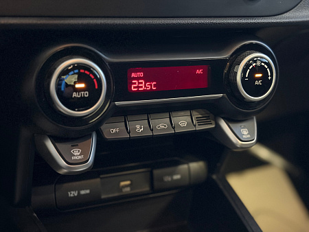 Kia Rio 1.6 AT (123 л.с.), 2020 Kia Rio 1.6 AT (123 л.с.), 2020 — купить в Нижнем Новгороде
