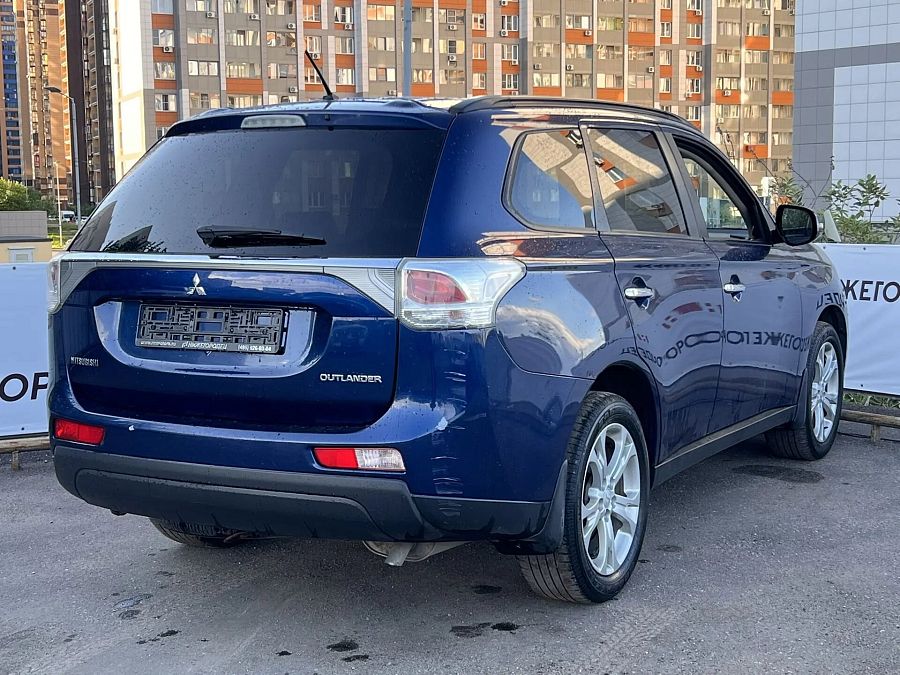 Mitsubishi Outlander 2.4 CVT (167 л.с.) 4WD, 2013 Mitsubishi Outlander 2.4 CVT (167 л.с.) 4WD, 2013