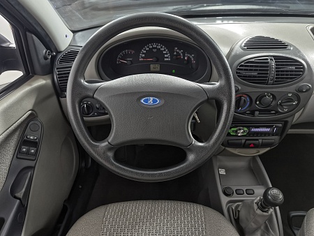 Lada (Ваз) Kalina 1.6 MT (81 л.с.), 2012 Lada (Ваз) Kalina 1.6 MT (81 л.с.), 2012