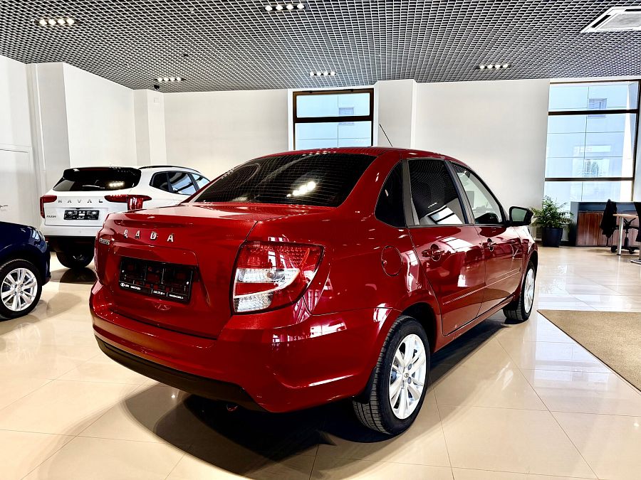 Lada (Ваз) Granta 1.6 MT (90 л.с.), 2026 Lada (Ваз) Granta 1.6 MT (90 л.с.), 2026