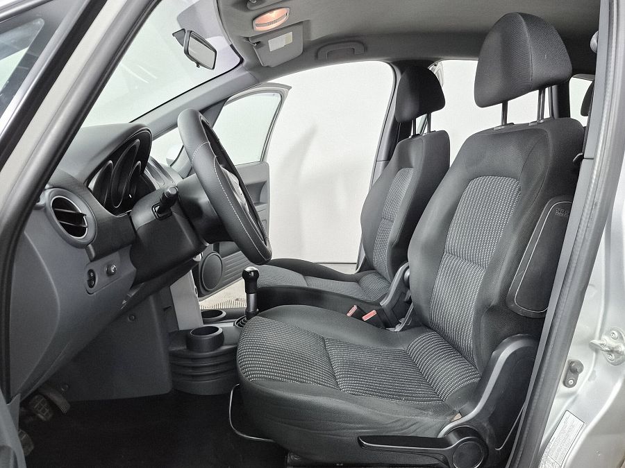 Mitsubishi Colt 1.5 MT (109 л.с.), 2008