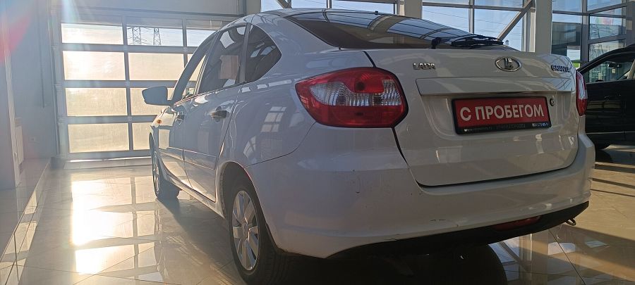 Lada (Ваз) Granta 1.6 MT (87 л.с.), 2016