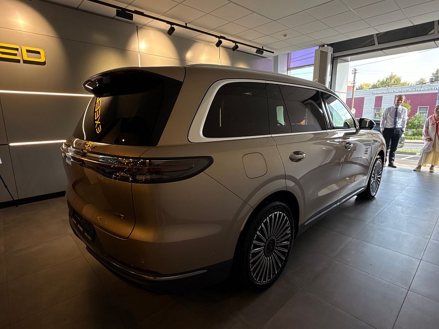 Exeed Exlantix ET 1.5hyb AT (469 л.с.) 4WD, 2026