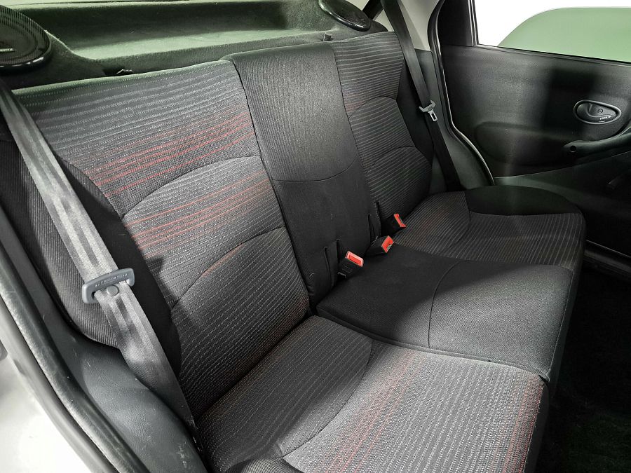 Fiat Albea 1.4 MT (77 л.с.), 2007