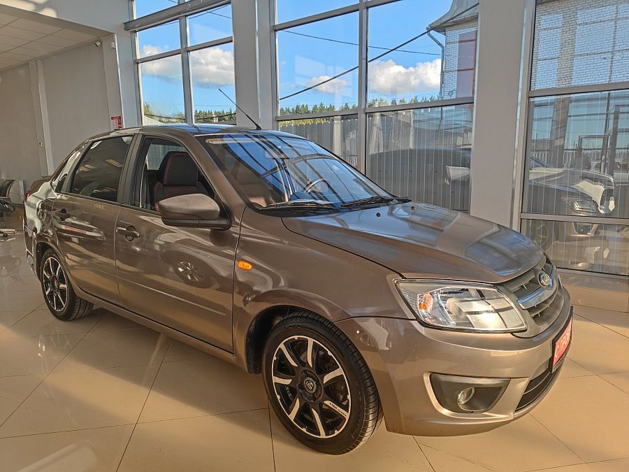 Lada (Ваз) Granta Sport 1.6 MT (106 л.с.), 2017