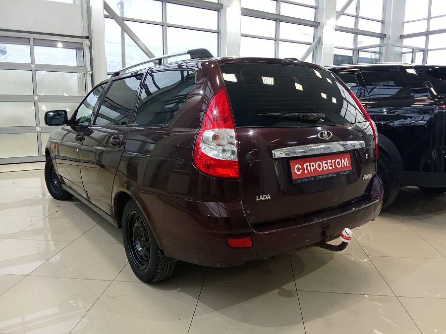Lada (Ваз) Priora 1.6 MT (98 л.с.), 2012