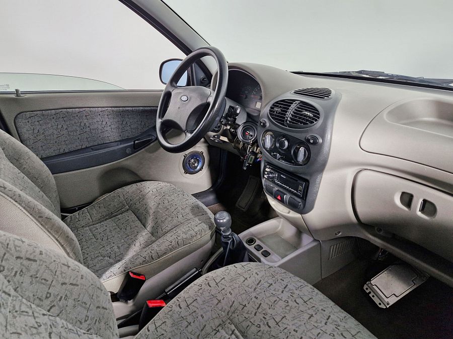 Lada (Ваз) Kalina 1.6 MT (81 л.с.), 2008