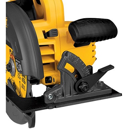 Дисковая пила DEWALT DCS575B 60V Дисковая пила DEWALT DCS575B 60V