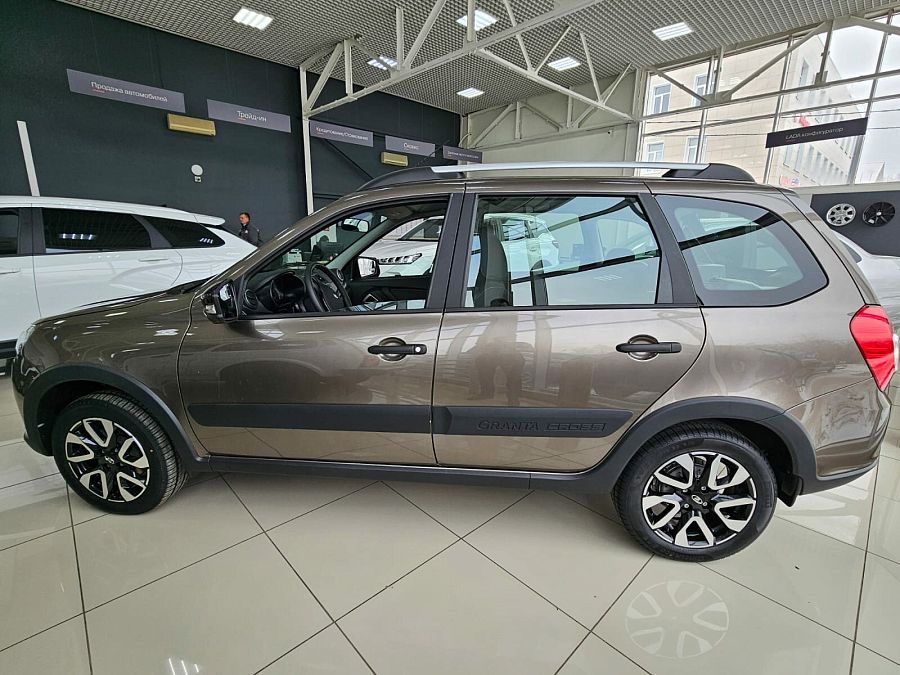 Lada (Ваз) Granta Cross 1.6 MT (90 л.с.), 2026 Lada (Ваз) Granta Cross 1.6 MT (90 л.с.), 2026