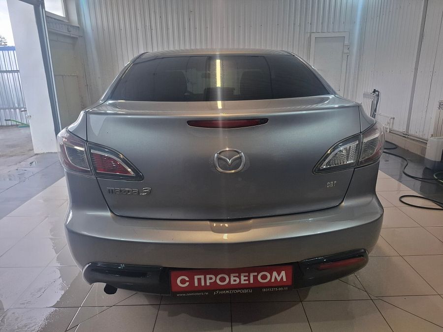 Mazda 3 1.6 MT (105 л.с.), 2010