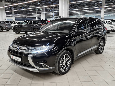 Mitsubishi Outlander 2.0 CVT (146 л.с.) 4WD, 2016 — купить в Нижнем Новгороде