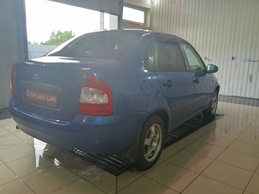Lada (Ваз) Kalina 1.6 MT (81 л.с.), 2006