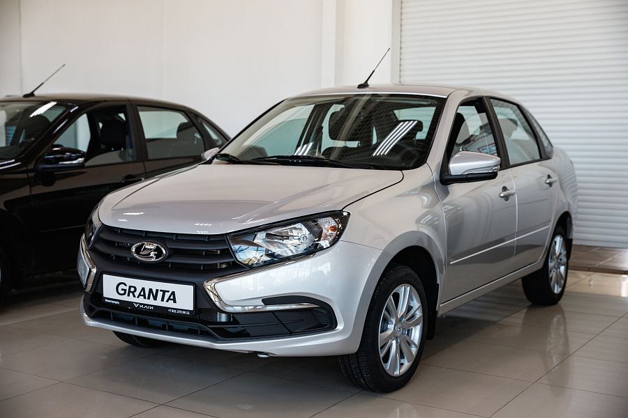 Lada (Ваз) Granta 1.6 MT (90 л.с.), 2026 Lada (Ваз) Granta 1.6 MT (90 л.с.), 2026