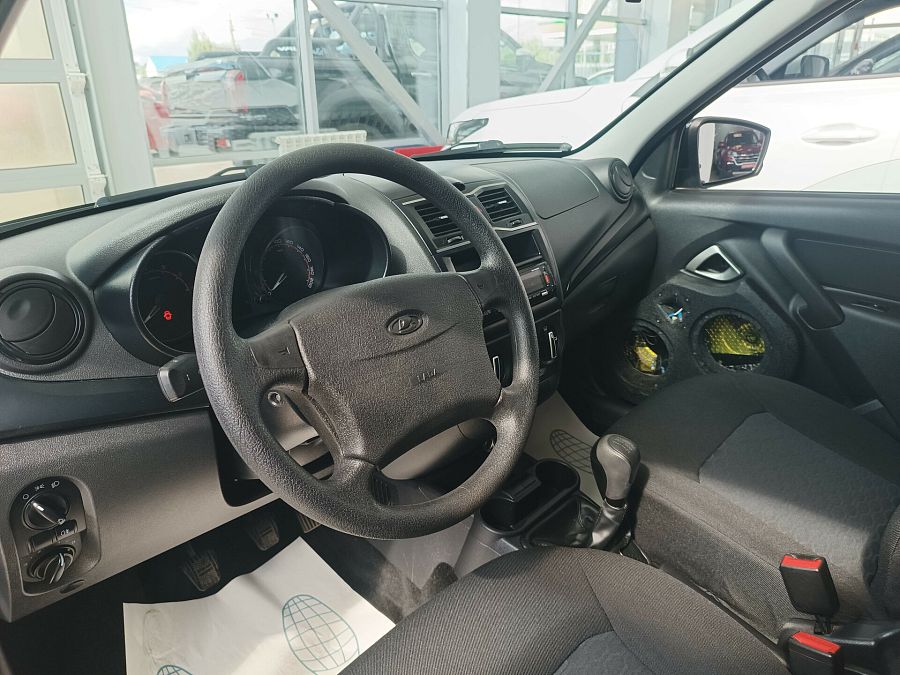 Lada (Ваз) Granta 1.6 MT (90 л.с.), 2023